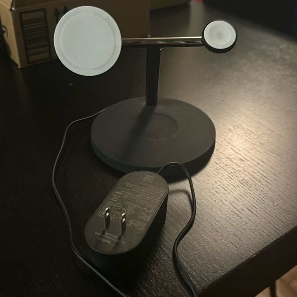 Belkin BoostCharge Pro 3-in-1 wireless charging stand with MagSafe for iPhone